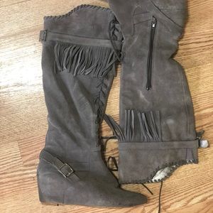 “Theme” grey Suede wedge knee high boots! Sz 9